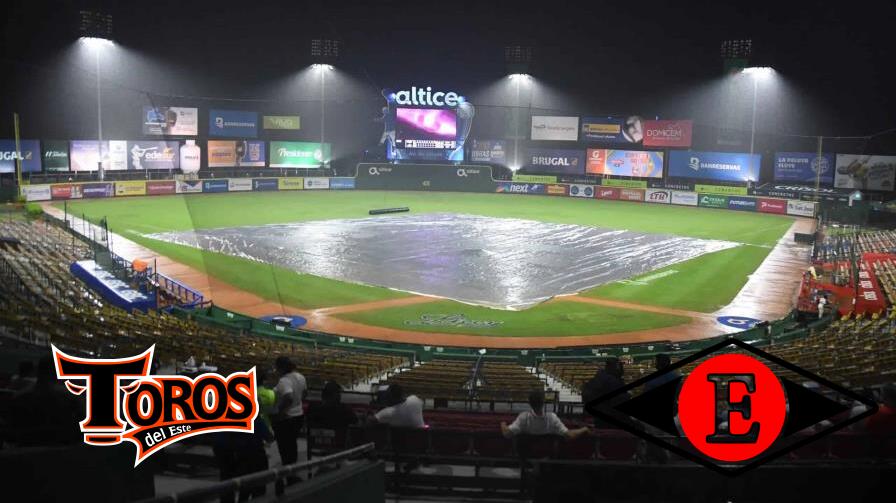 ¡Una noche explosiva de béisbol en La Romana!  ¡Poderosa Ofensiva! Los Toros del Este Domaron a los Leones del Escogido