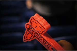 Atlanta_Braves_fans,_tomahawk_close-up